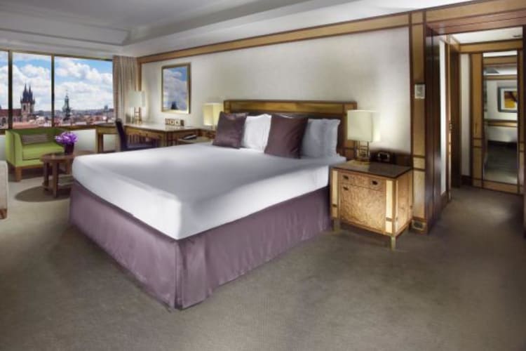 Rooms Executive Room